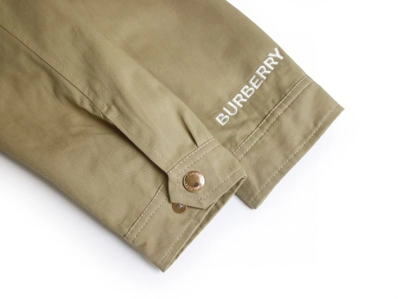 Burberry Outwear Soft 103099