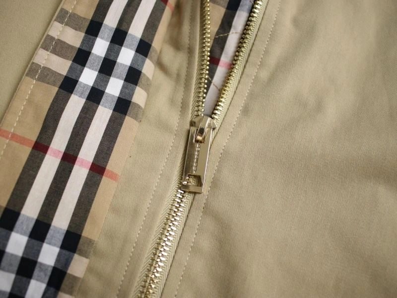 Burberry Outwear Soft 103099