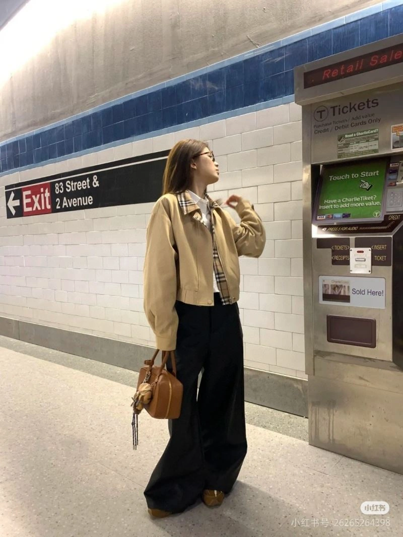 Burberry Outwear Soft 103099