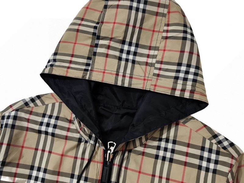 Burberry Outwear Timeless 103096