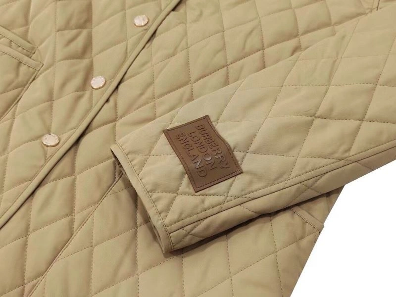 Burberry Outwear Attractive 103095