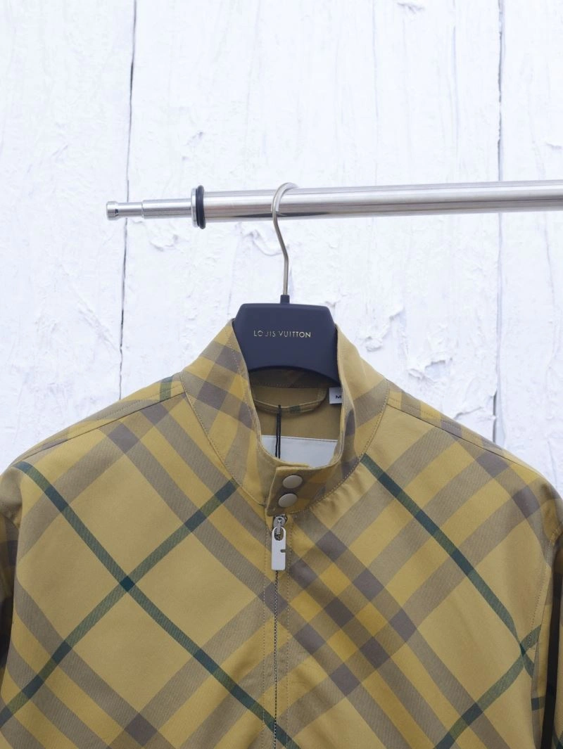 Burberry Outwear Durable 103093