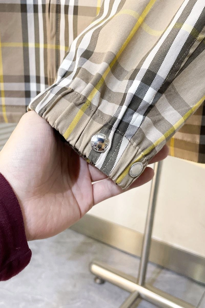 Burberry Outwear Reliable 105585