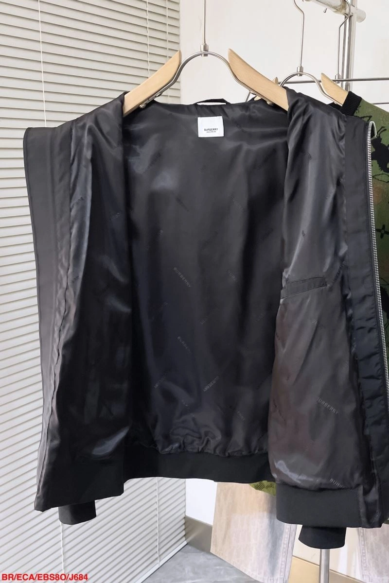 Burberry Outwear OnTrend 105581
