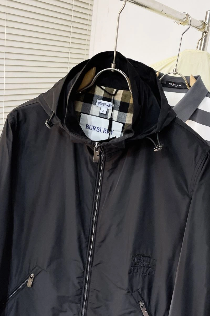 Cozy Burberry Outwear 105586