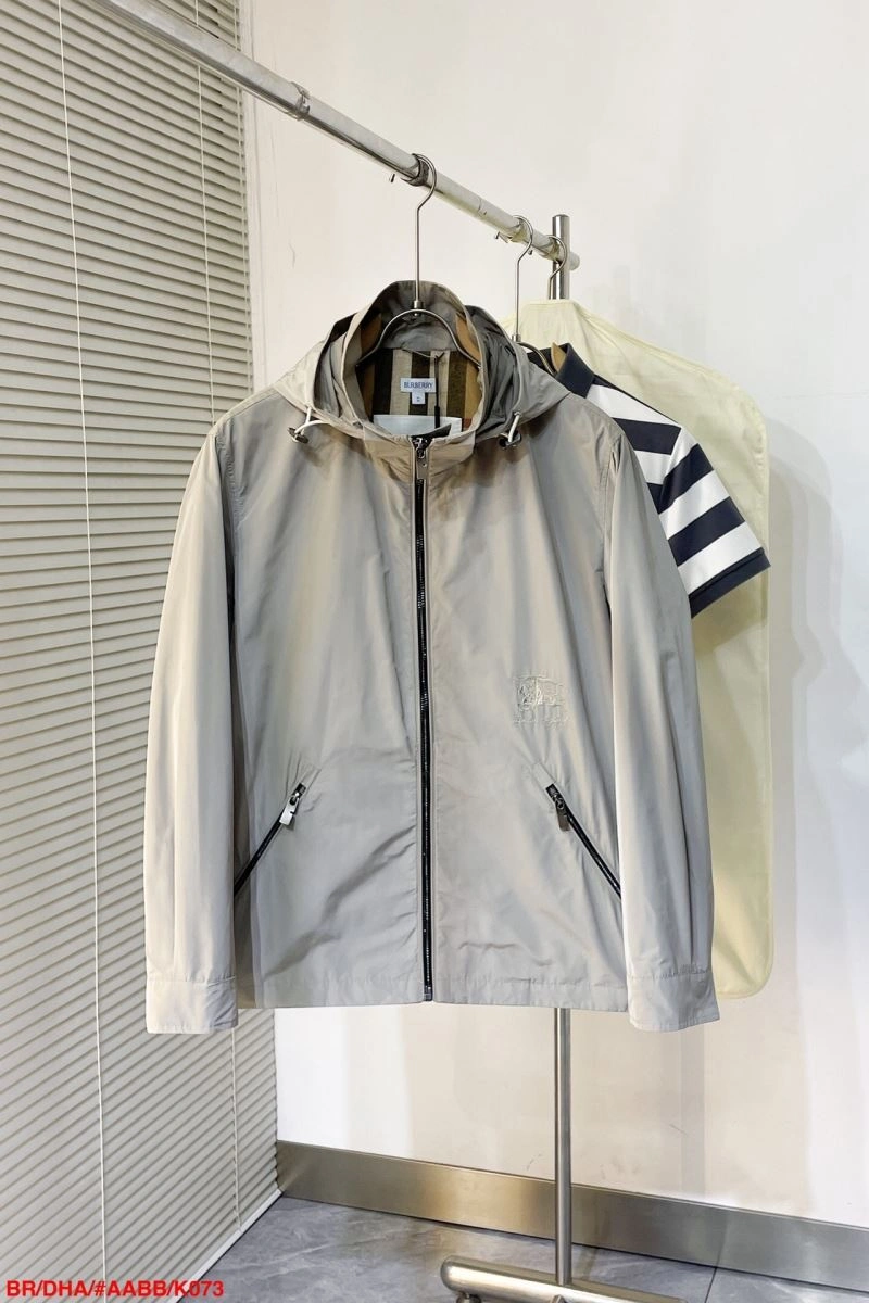 Burberry Outwear Reliable 105582