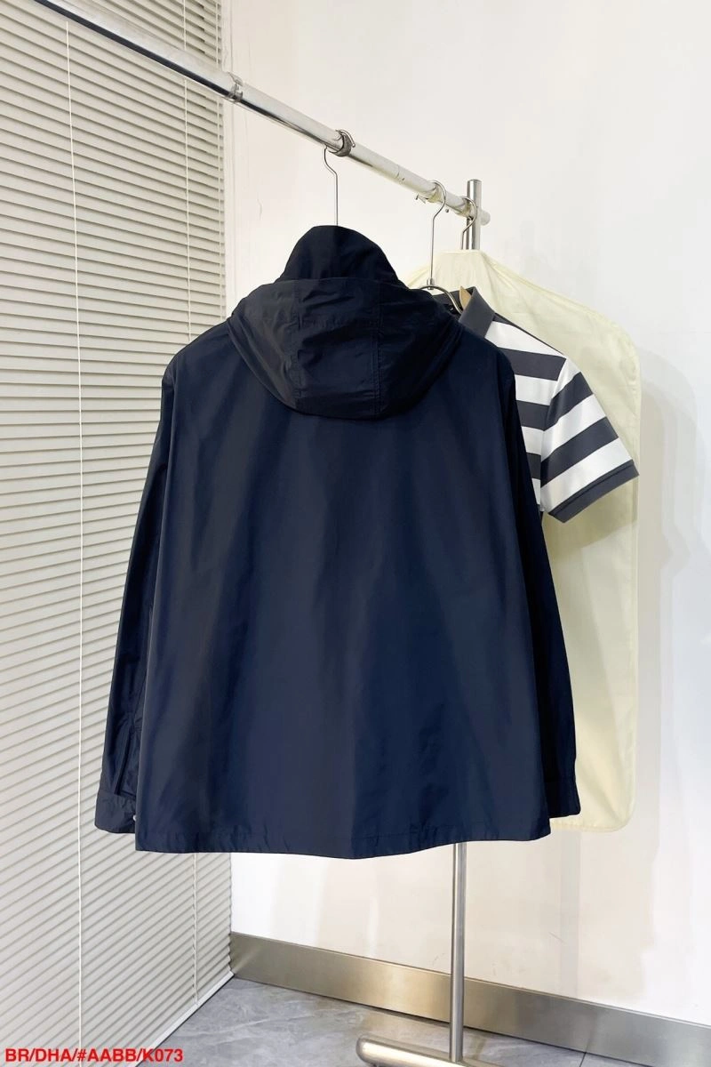 Burberry Outwear Reliable 105582