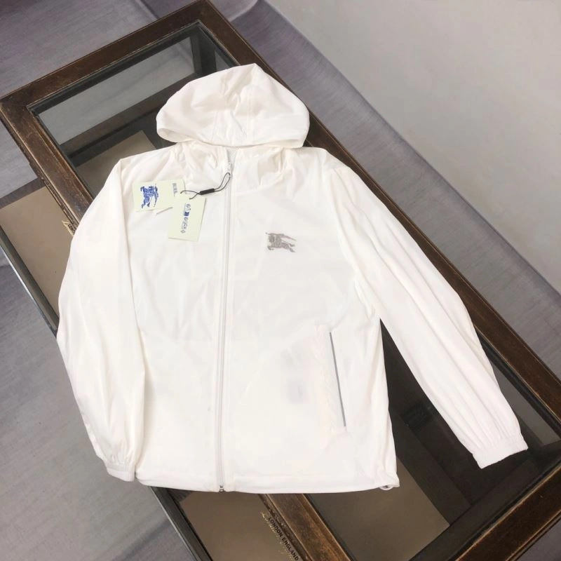 Burberry Outwear Modern 105611