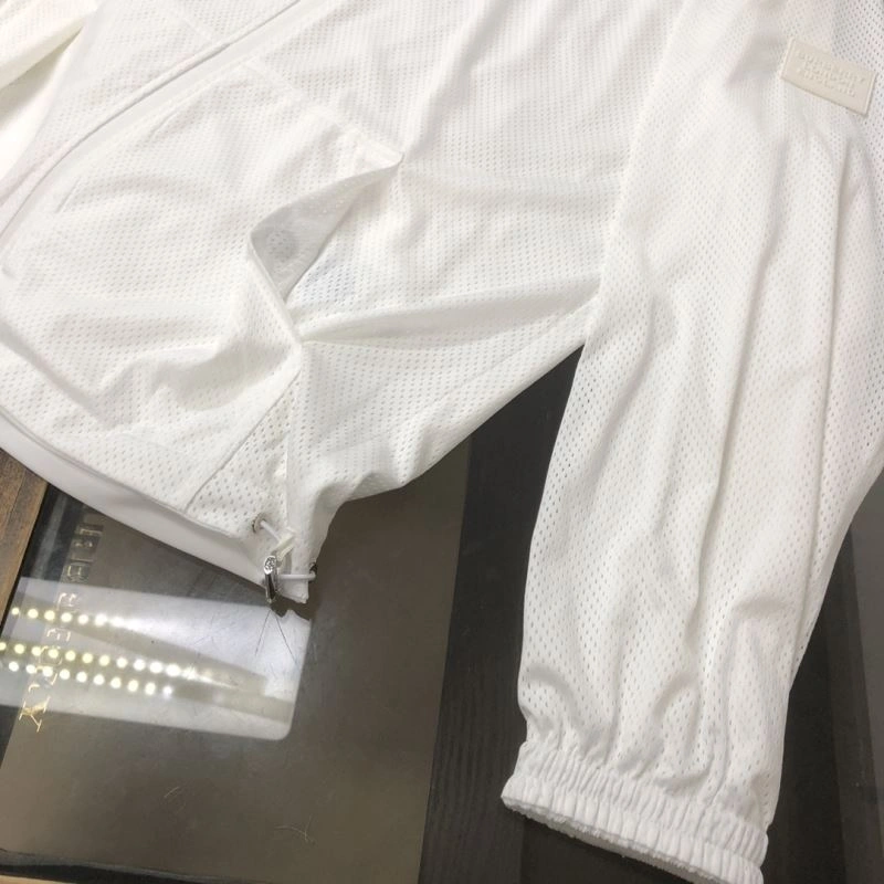 Burberry Outwear Modern 105611