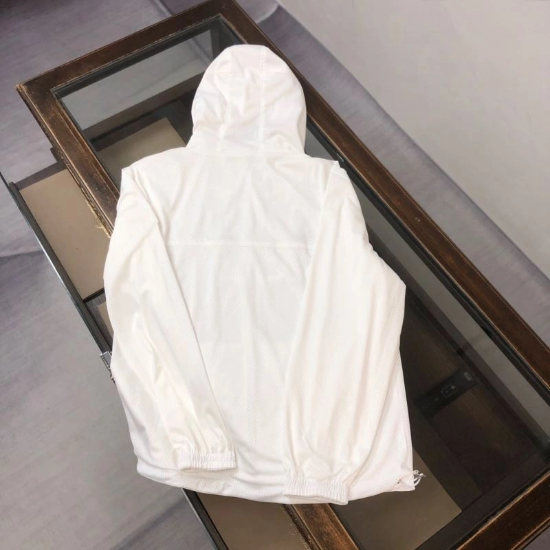Burberry Outwear Modern 105611