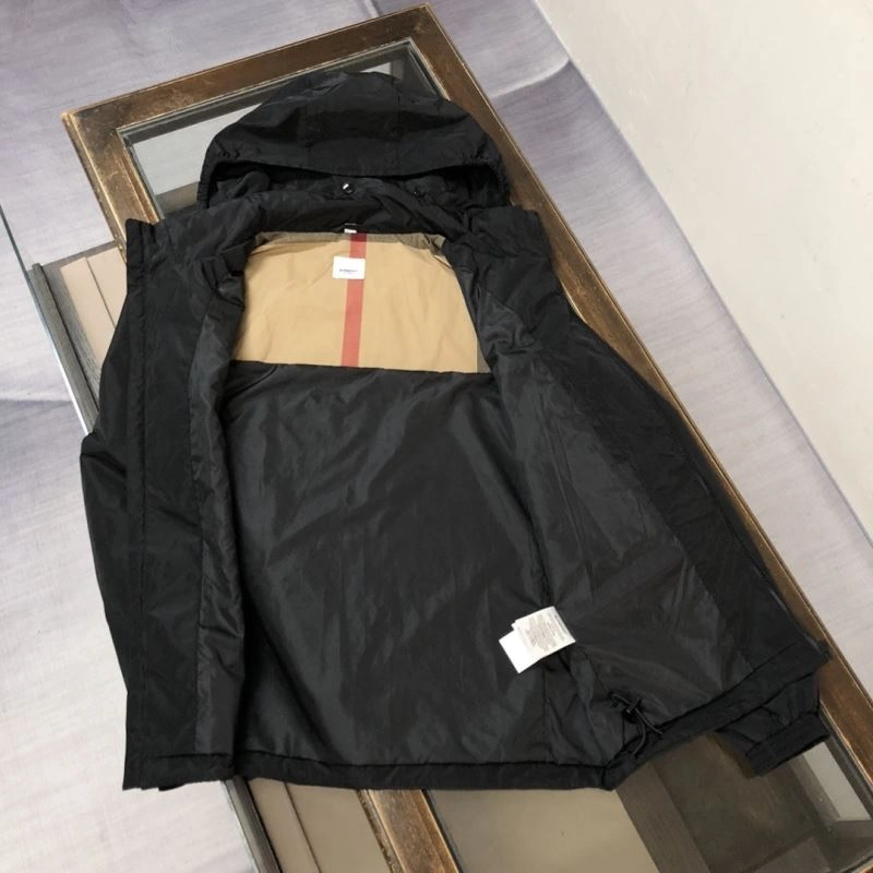 Burberry Outwear TimelessDesign 105572