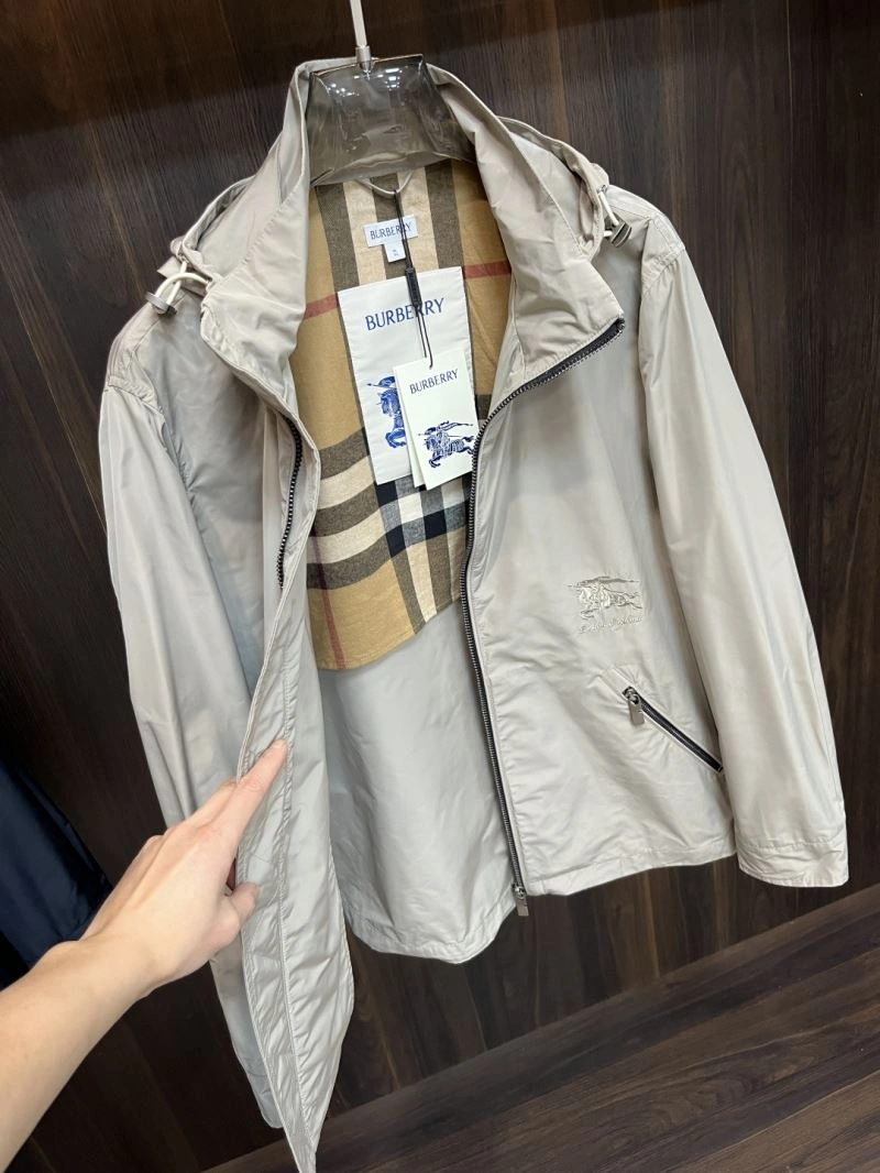 Burberry Outwear WrinkleFree 105607