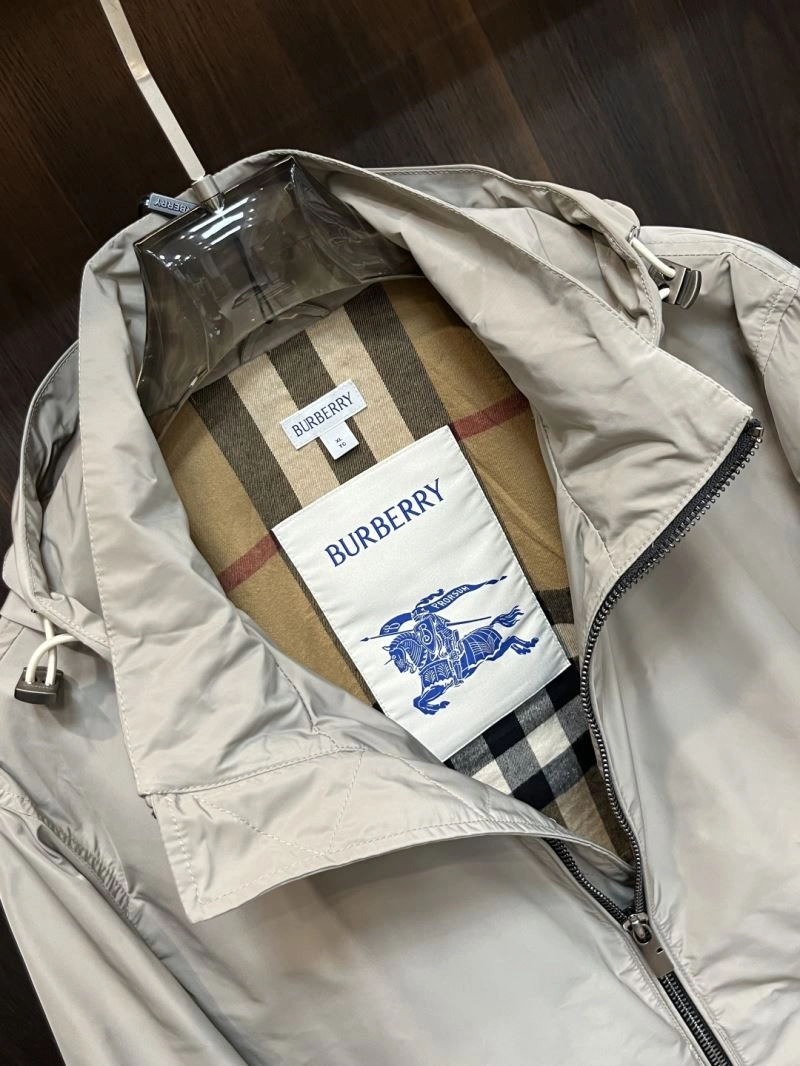 Burberry Outwear WrinkleFree 105607