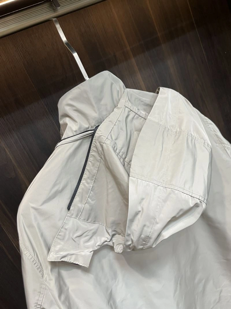 Burberry Outwear WrinkleFree 105607