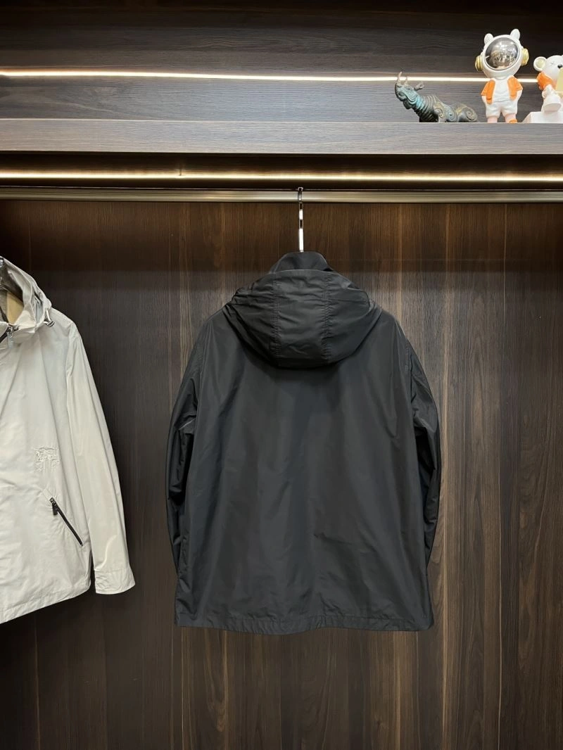 GoodFit Burberry Outwear 105571