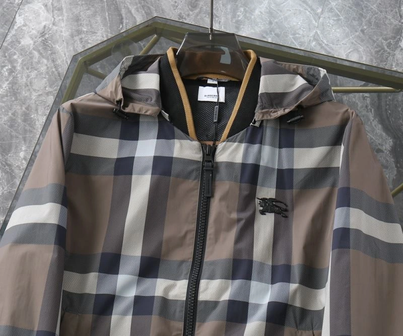 WellDesigned Burberry Outwear 105564