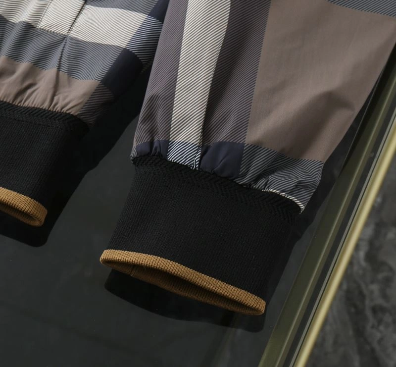WellDesigned Burberry Outwear 105564