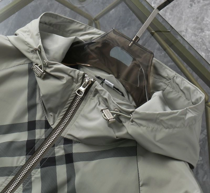 Burberry Outwear Original 105566