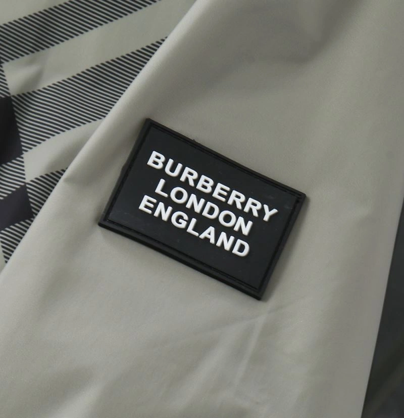 Burberry Outwear Original 105566