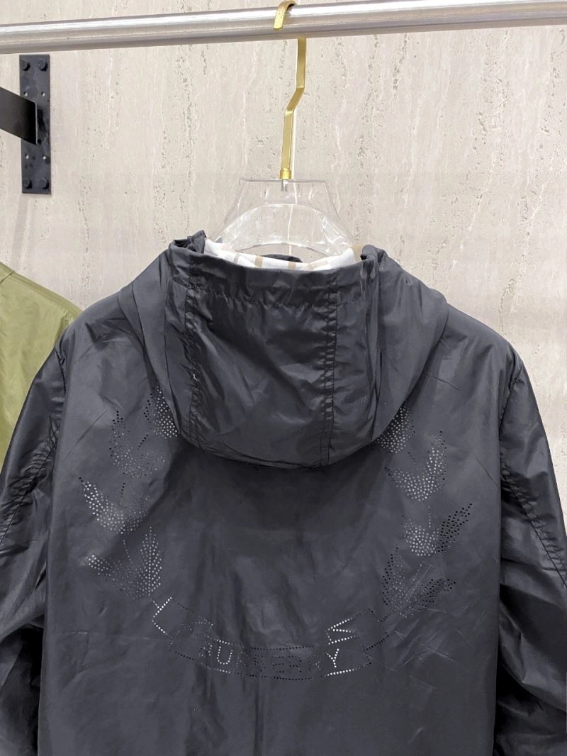 Reliable Burberry Outwear 105560