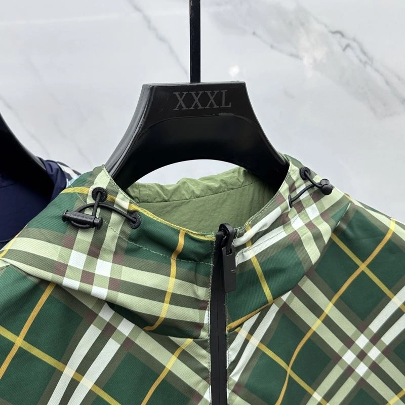 Reliable Burberry Outwear 105557
