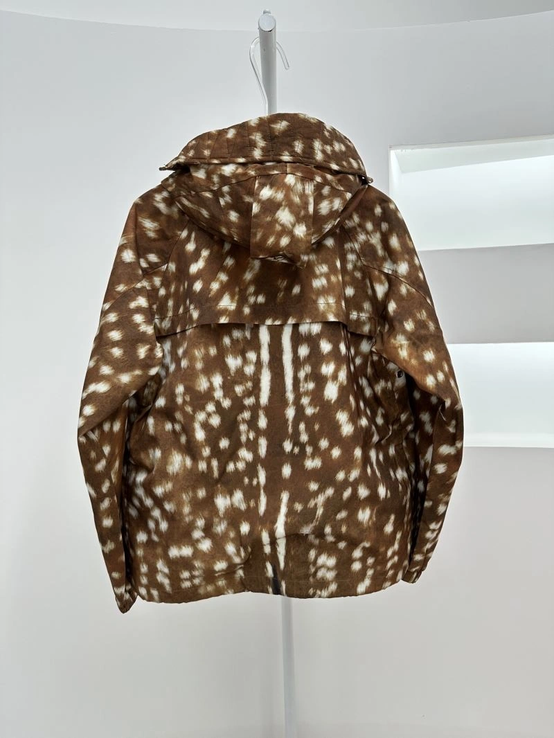 Burberry Outwear SmoothTexture 105546
