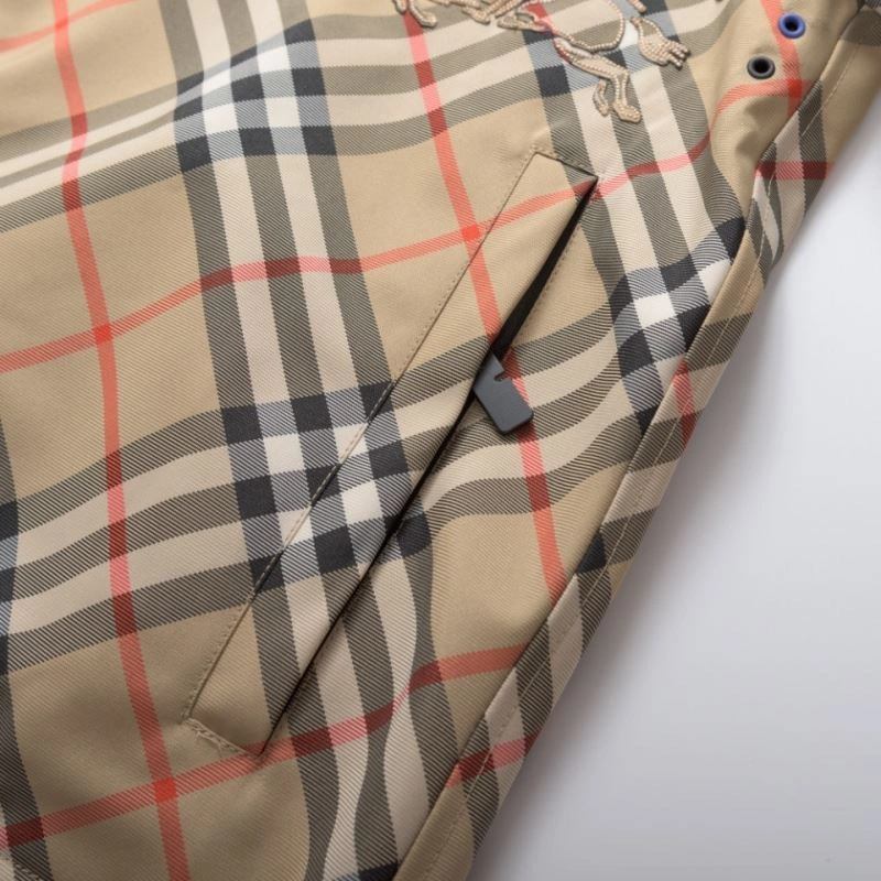 DailyWear Burberry Outwear 105540