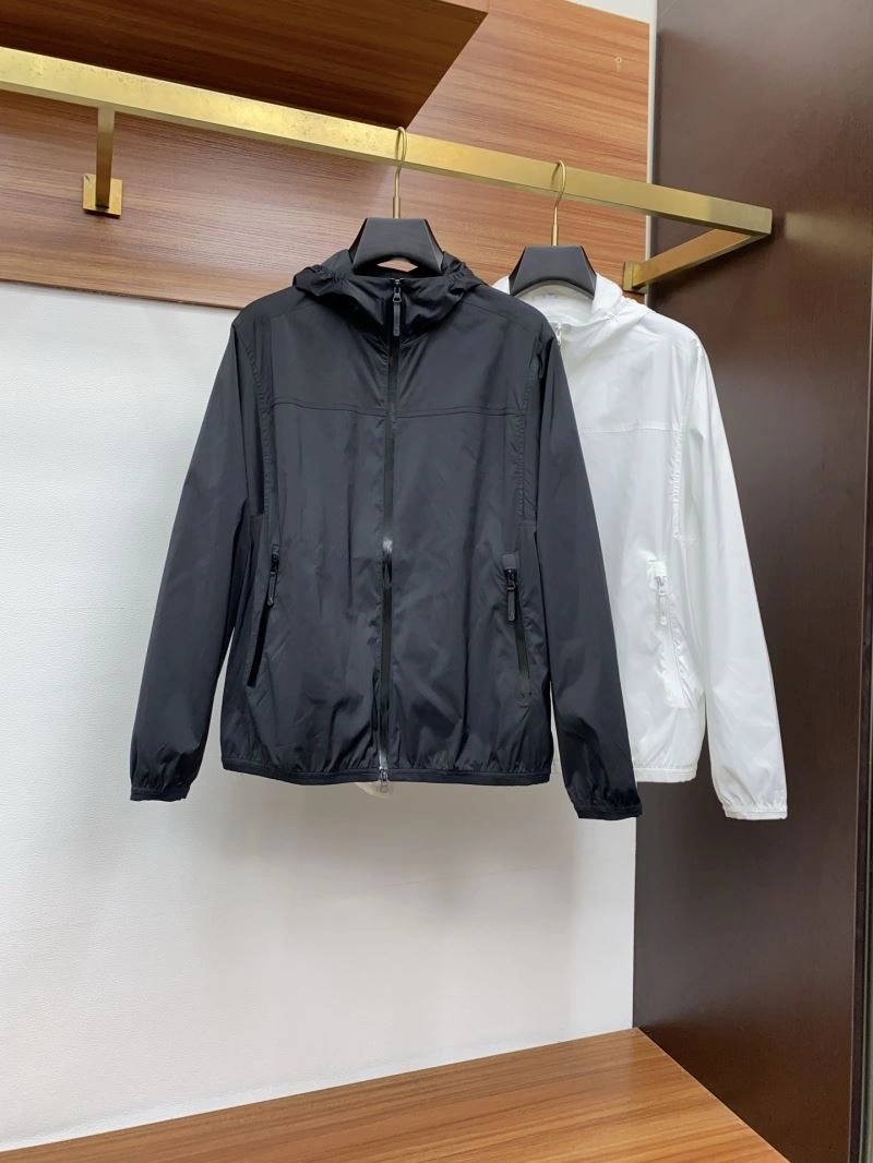 Soft Burberry Outwear 105548