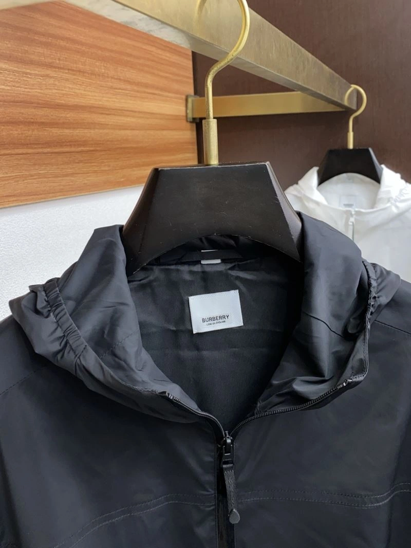 Burberry Outwear OnTrend 105539