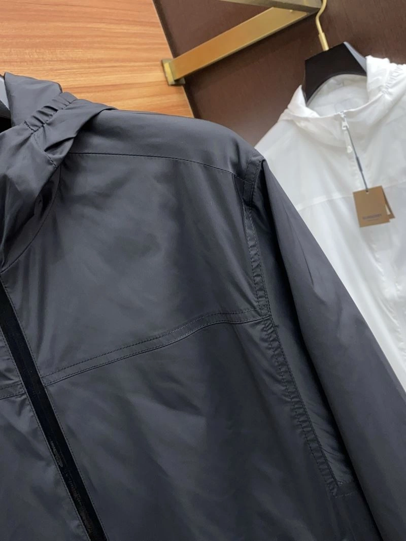 Burberry Outwear OnTrend 105539