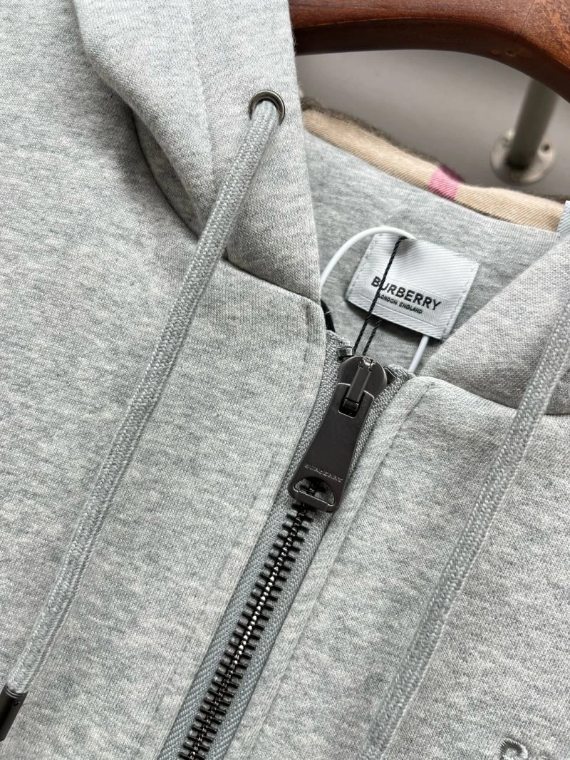 Efficient Burberry Outwear 105536