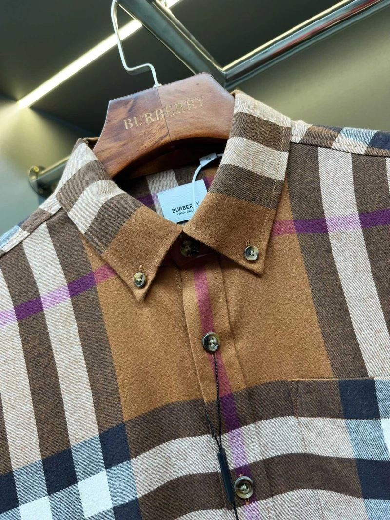 Cozy Burberry Outwear 105533