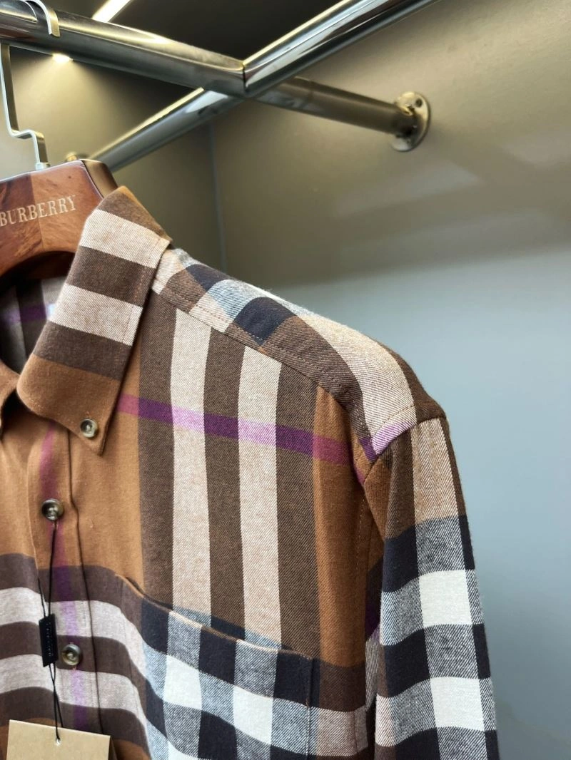 Cozy Burberry Outwear 105533