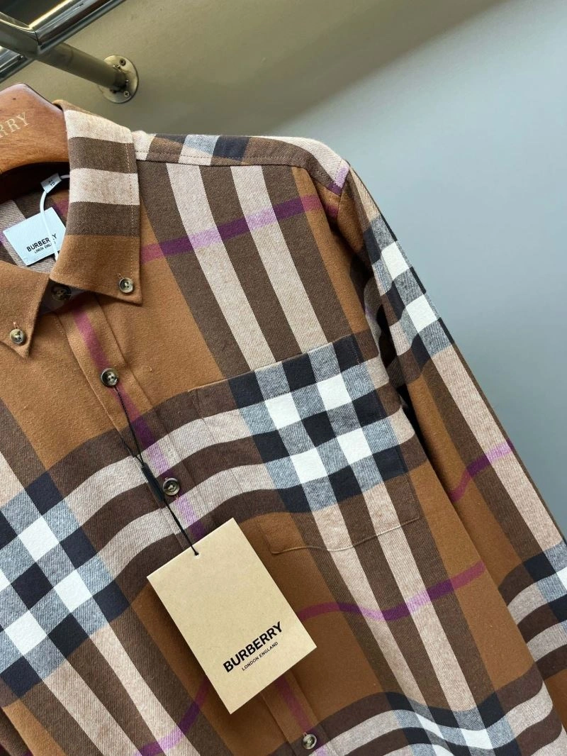 Cozy Burberry Outwear 105533