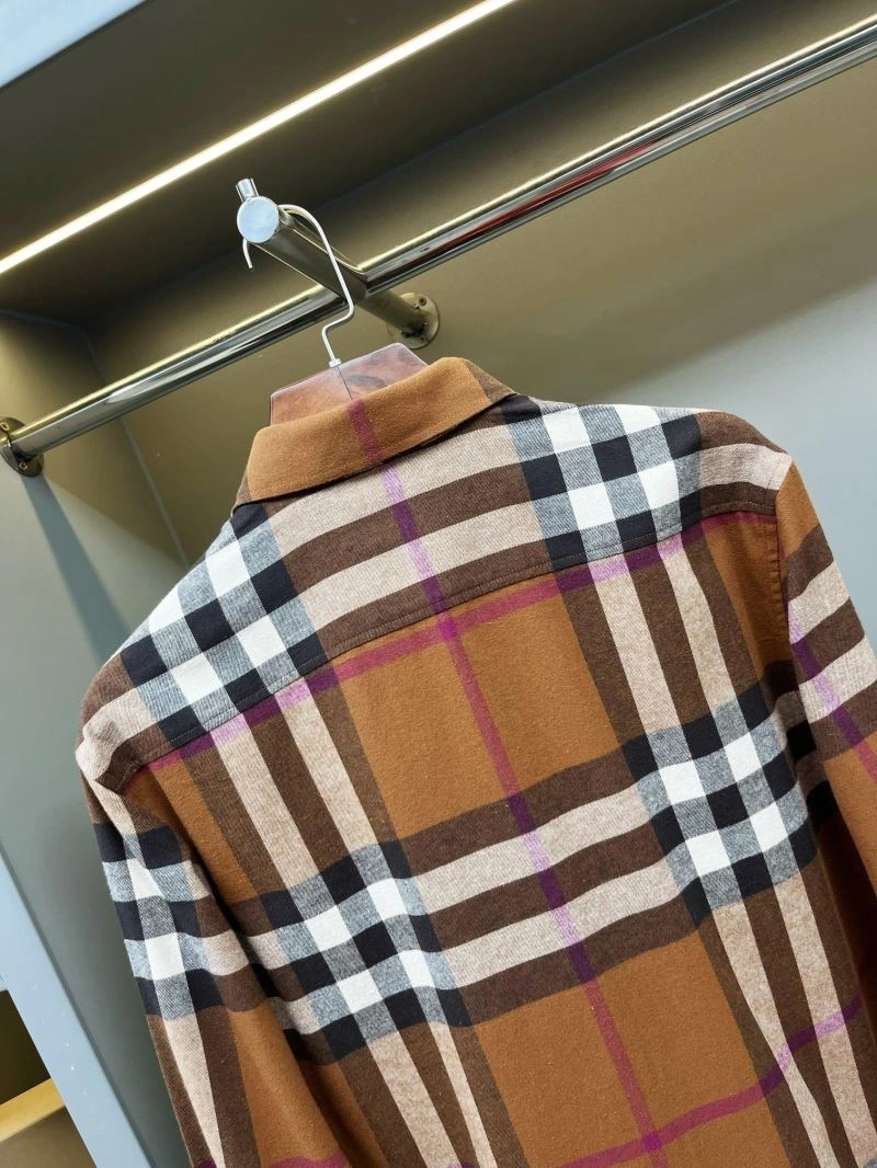 Cozy Burberry Outwear 105533