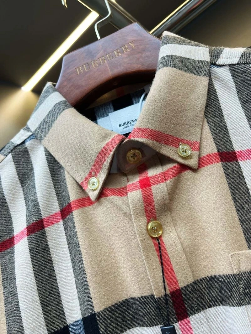 Burberry Outwear Reliable 105532