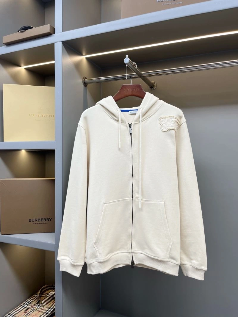 Burberry Outwear MultiPurpose 105541
