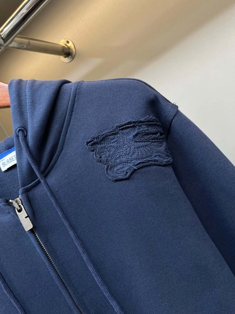 Unisex Burberry Outwear 105530