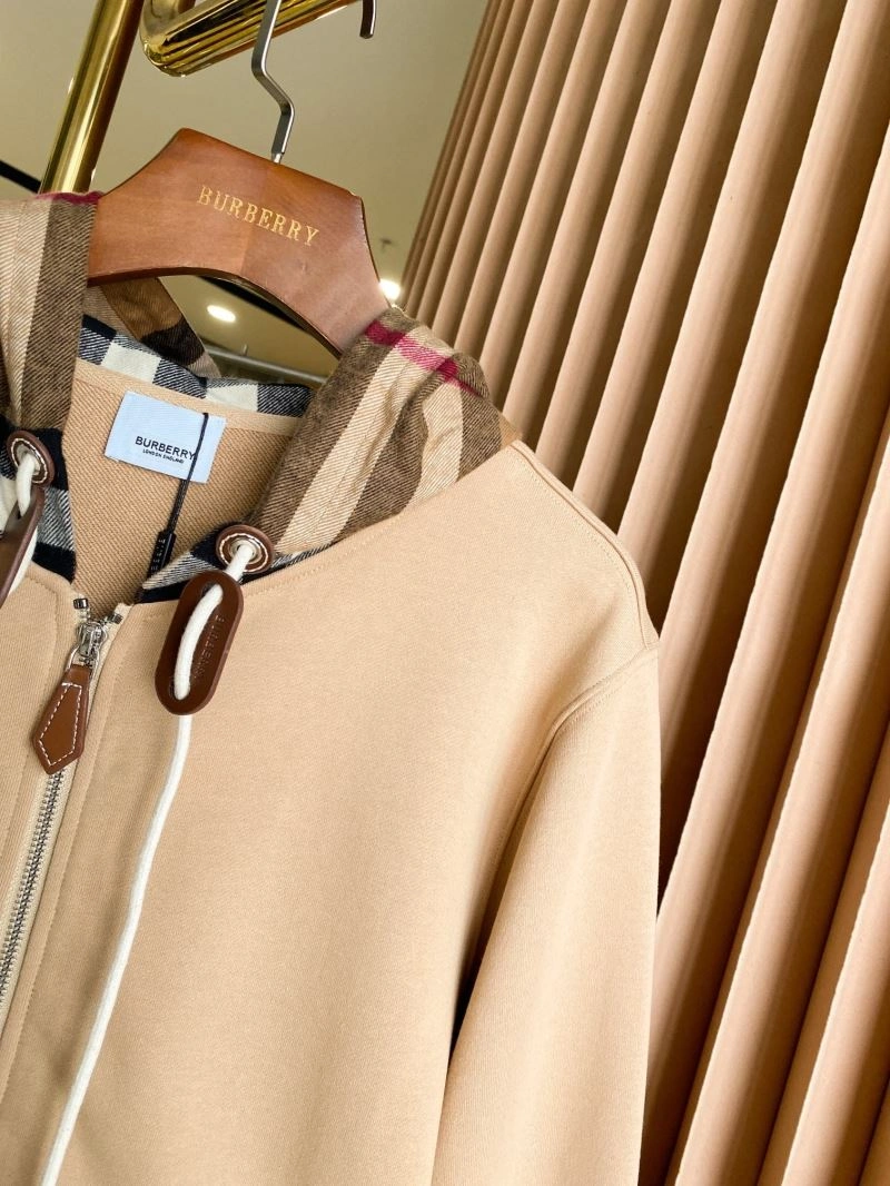 Burberry Outwear ZipUp 105563