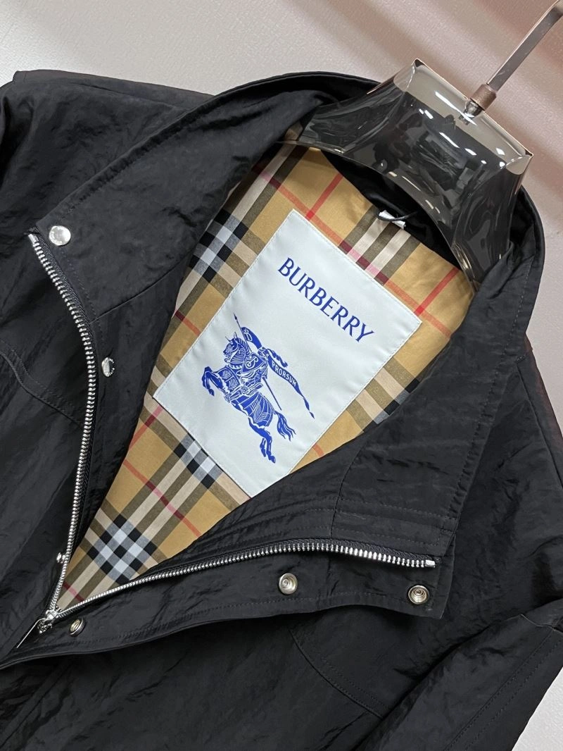 Burberry Outwear EasyMatch 102798