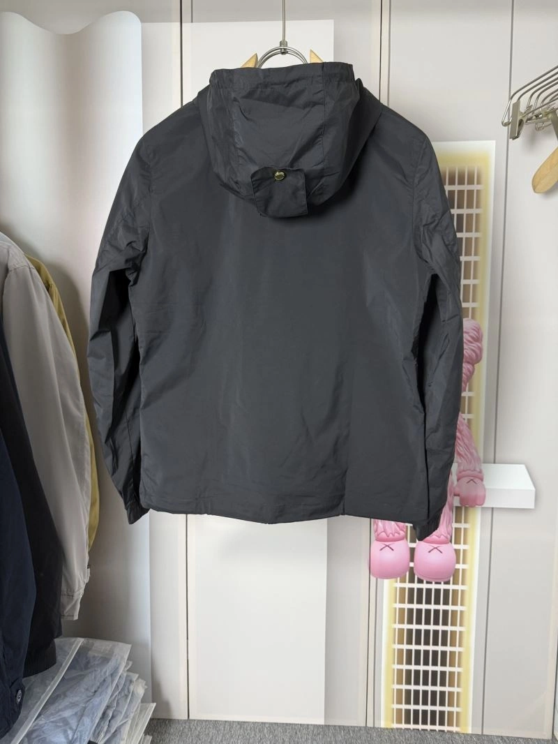 TimelessDesign Burberry Outwear 102774