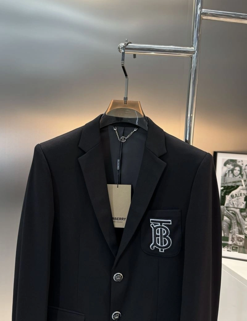 Burberry Outwear OnTrend 102768