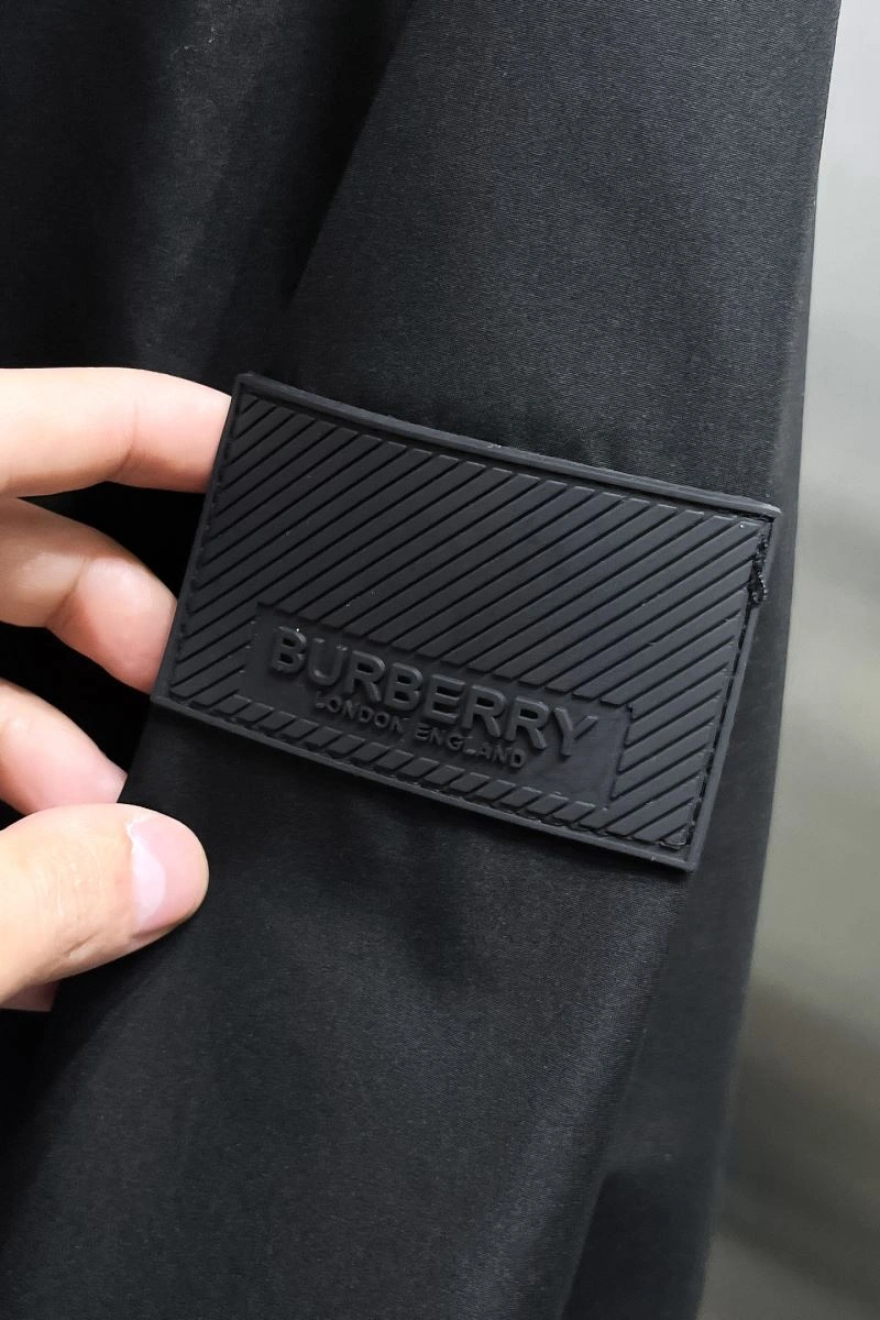 Burberry Outwear Efficient 102767