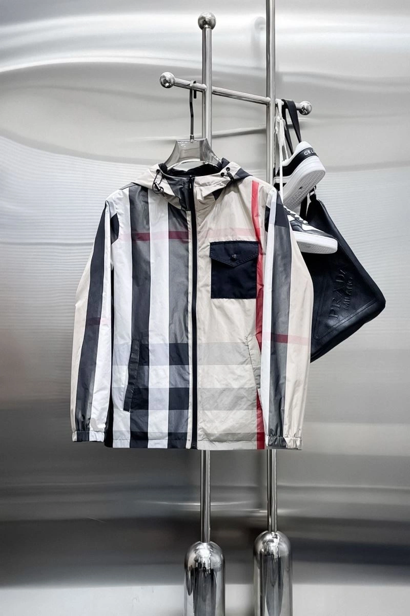 SmoothTexture Burberry Outwear 102765