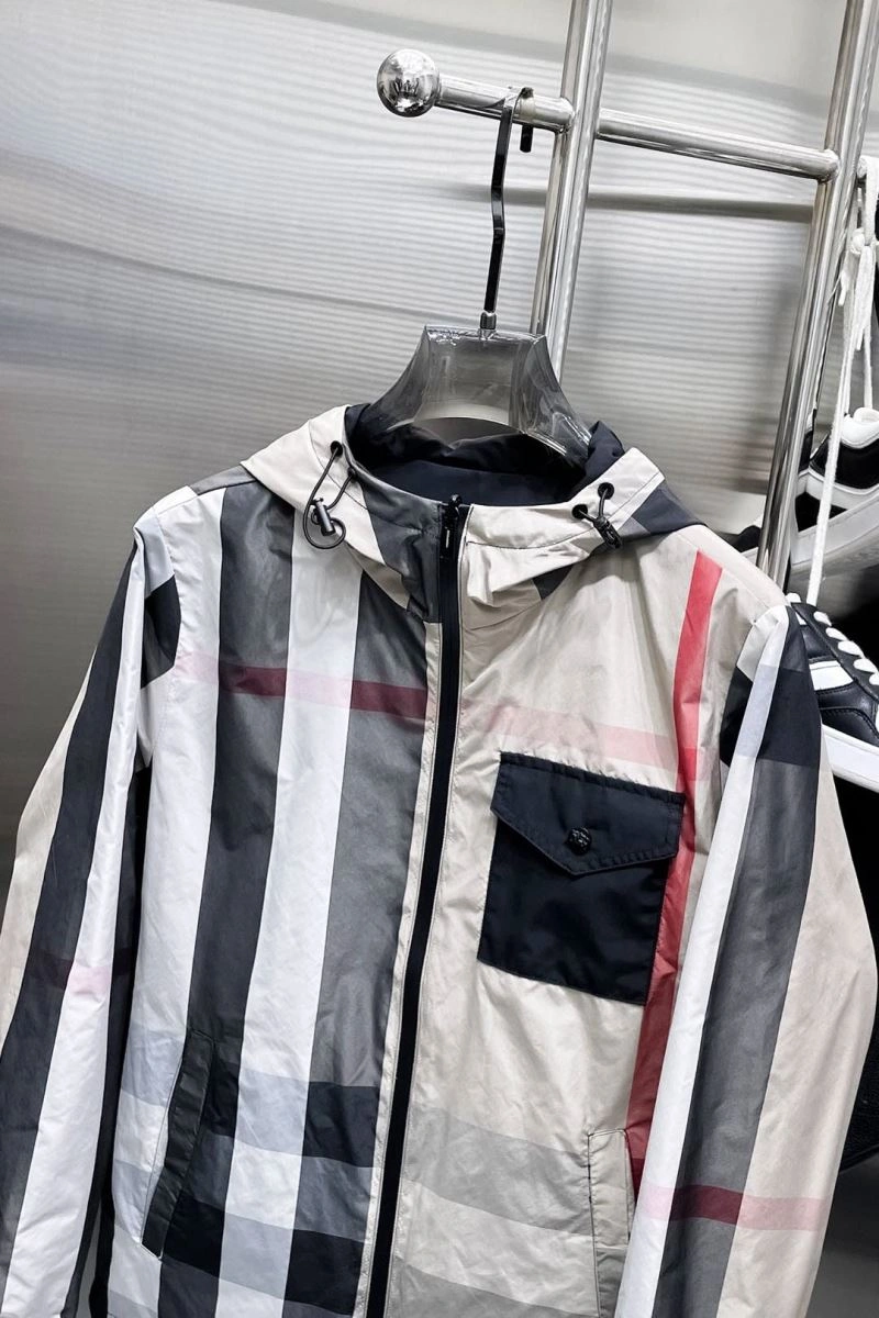 SmoothTexture Burberry Outwear 102765