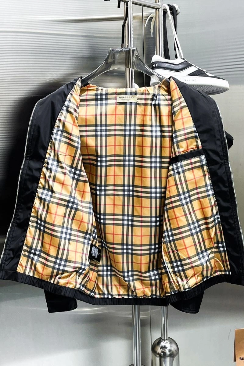 OnTrend Burberry Outwear 102764