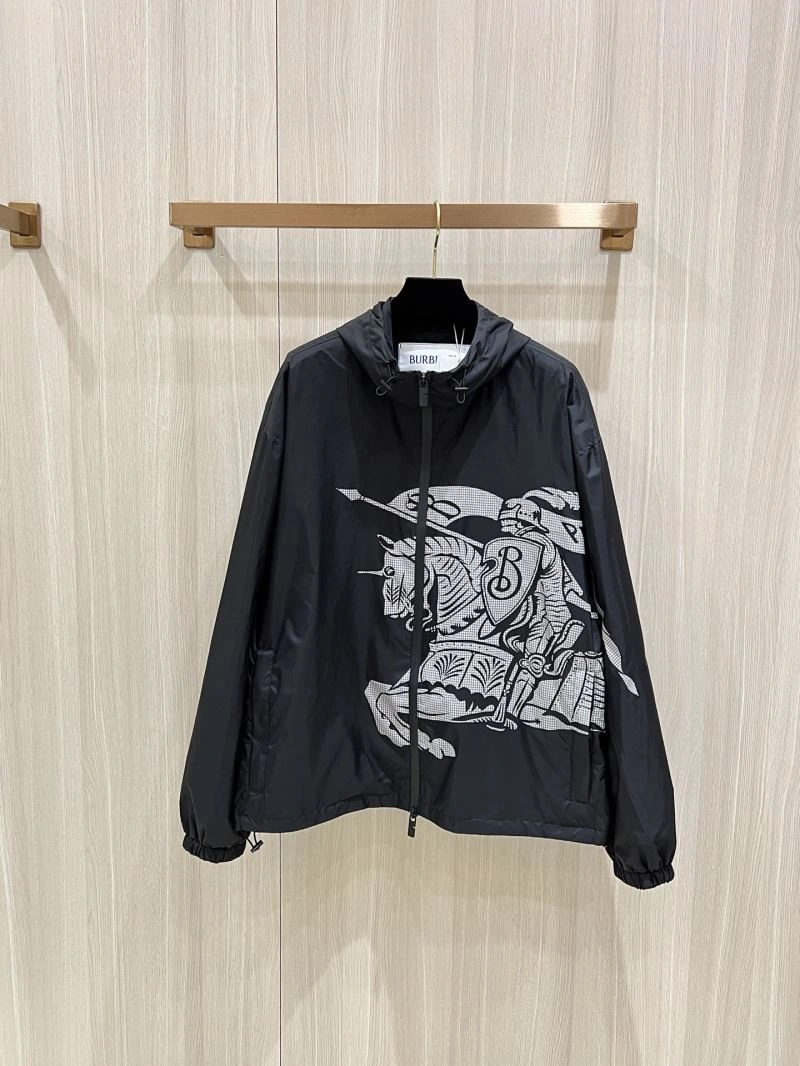 Bright Burberry Outwear 102745