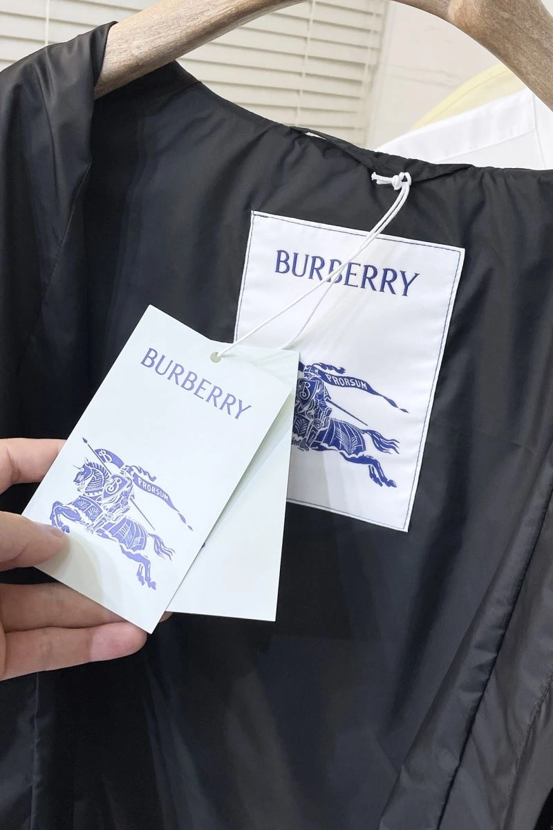 RelaxedFit Burberry Outwear 102751