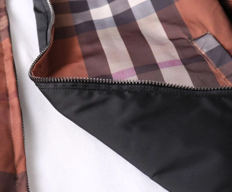 Burberry Outwear WaterResistant 102746
