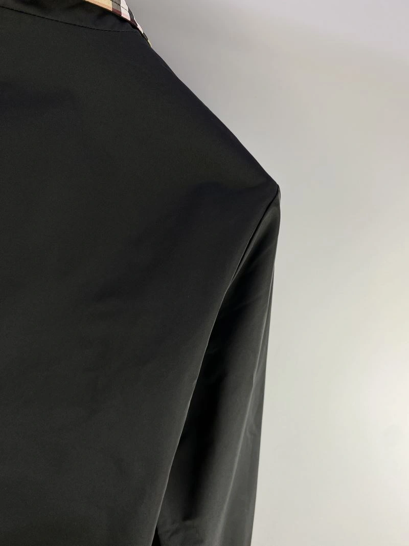 Reliable Burberry Outwear 102742